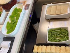 -左庭右院鲜牛肉火锅(金山万达店)