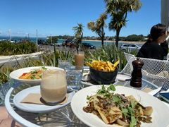 -Takapuna Beach Cafe