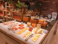 -OPEN開全日自助餐厅·西餐·海鲜(佛山希尔顿酒店)