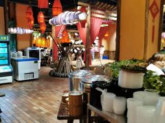 大堂-老滇山寨•云南特色菜•地方菜•民族风情歌舞表演(金碧店)