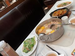 -肥仔文澳门猪骨煲(南京西路店)