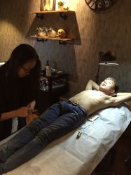 点击看大图 -鳌首刺青纹身 穿孔饰品店