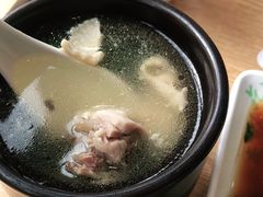 -老乡鸡(武汉中南梅苑小区地铁站店)