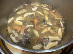 灰鹅野菌汤-黔蘑菇四季餐厅(观山湖店)