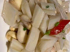 -黄泥岗·地道湖北菜(奥特莱斯店)