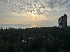 -三亚湾海居铂尔曼度假酒店