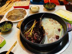 -钢管厂歆瑞源油卤串串香(春熙路太古里店)