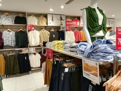 -优衣库(上海正大广场店)