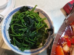 -昱龙大盆牛蛙馆(三兴街总店)
