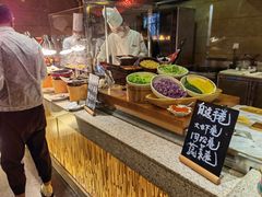 手卷-松山湖凯悦酒店·Café自助餐厅·周末火舞秀表演