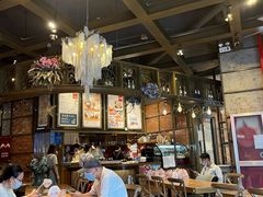 -玛格萝妮(汇智国际商业中心店)