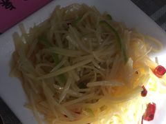-天天向上素食餐厅(五台山店)