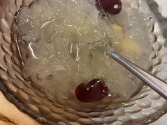 莲子银耳汤-莆田餐厅PUTIEN(三里屯店)