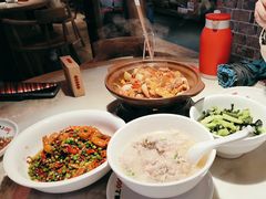 -味上湘菜馆(阿波罗店)
