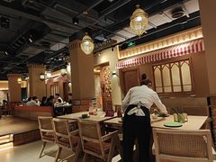 -耶里夏丽·丝路国际·新疆餐厅(浦东区东方路店)
