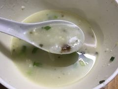 -皮蛋弟砂锅店(总店)