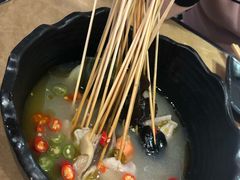 藤椒味的钵钵鸡-何师烧烤·香辣蟹·川菜·30年老品牌(太古里旗舰店)
