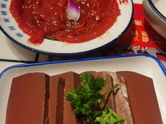 -喜悦小串丹东小黄牛海鲜烧烤大排档(民主广场店)