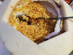 -喃喃椰·糟粕醋·椰子鸡火锅(七堡花园店)