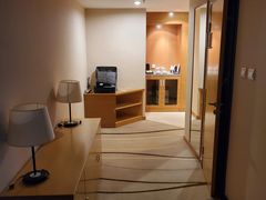 -海创大连科技交流中心(海事大学地铁站店)