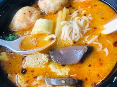 -小蛮椒麻辣烫·麻辣拌(青浦宝龙店)