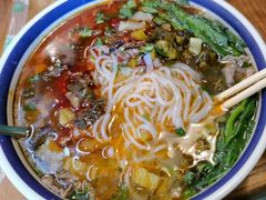 -云阿蛮云南生烫牛肉米线(奉贤路店)