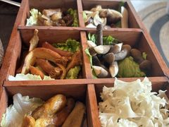 -芸鲜季·云南野生菌餐厅· 云南风物味研社(闵行店)