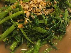 -J Daeng Seafood