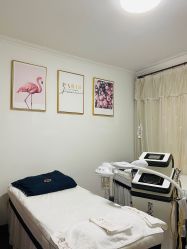 -美肤盾祛痘·问题肌头疗管理中心