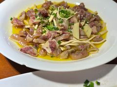 -魏铭鱼头捞饭(晋阳路店)