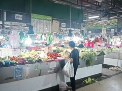 -三亚新鸿港水果一级批发市场