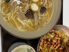 -粉观右江西鲜辣米粉(天地店)