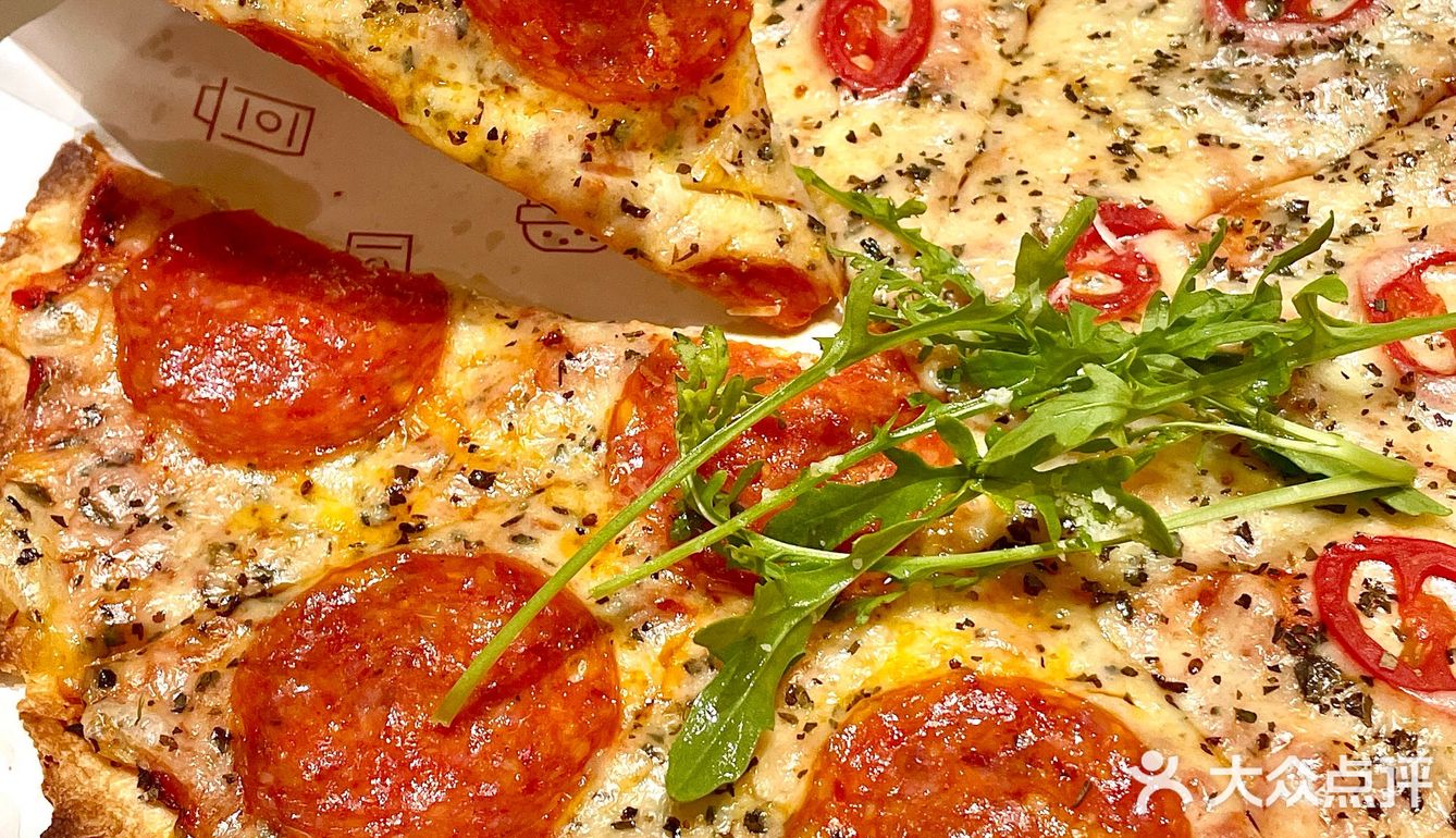 不夸张！顺德这家薄脆披萨平价又好吃‼️