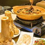 老广饭堂｜想吃童年牛杂煲就会想起它…