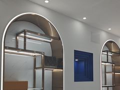 -聚云奢二手奢侈品黄金手表包包回收·中古店(三里屯总店)