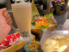 -湊湊火锅·茶憩(打浦桥日月光店)