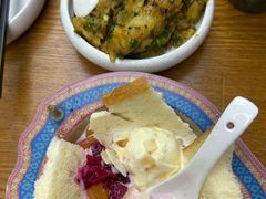 -云海肴·汽锅鸡·云南菜(天山百盛优客店)