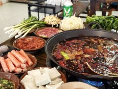 -黄潇洒老火锅(九眼桥宏济巷店)