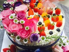 缤纷如你鲜花鲜果裸蛋糕-艾加柒克蛋糕茶歇甜品台(春熙路店)