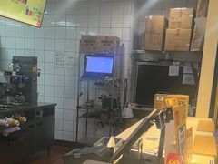 -麦当劳(假日广场店)