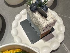 -W COLLECTIVE  DESSERT SHOP
