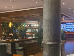 -八府香鸭·啫啫煲(华山路店)