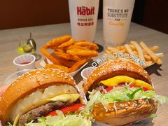 -The Habit Burger Grill 哈比特汉堡(复兴soho店)