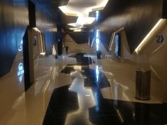 -英皇UA电影城(虹桥天地店)