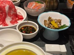 -半岛翡丽海鲜自助餐厅(观风亭店)