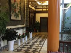 -屋顶顶城市·江景酒店-客房部