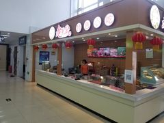 -窦店服务区-停车场