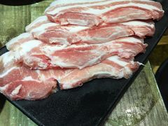 -哈哈碳都·牛肋条无限自助烤肉(台江万达店)