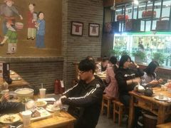 大堂-满园烤鸭·春饼(太原街万达店)
