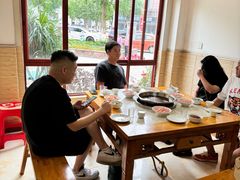 -叶二姐九尺鹅肠火锅(南部新城店)
